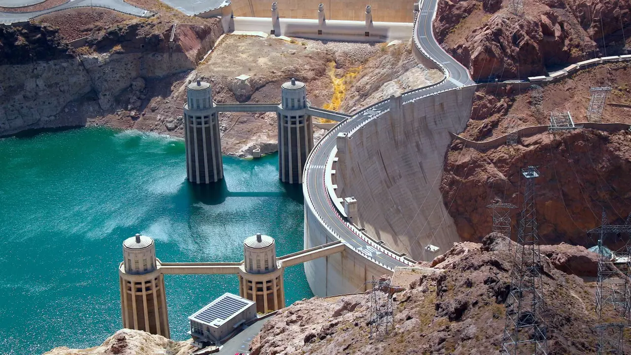 Guided Tours to Hoover Dam, El Dorado Mine, Zion Park or Grand Canyon