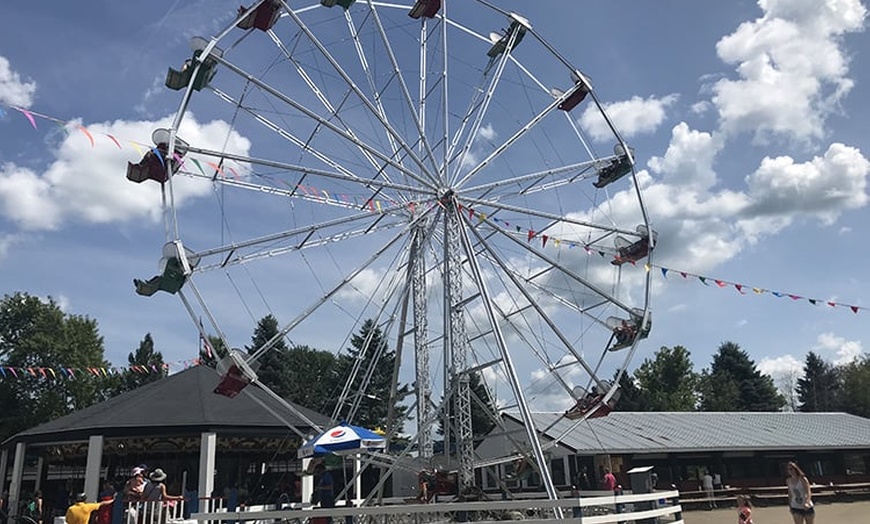 Image 2: Little Amerricka: Amusement Park, Classic Rides & Attractions