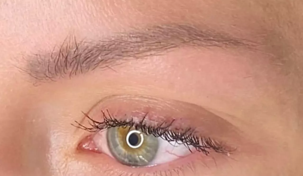 One Eyebrow Microblading Session w/ or w/o Touchup