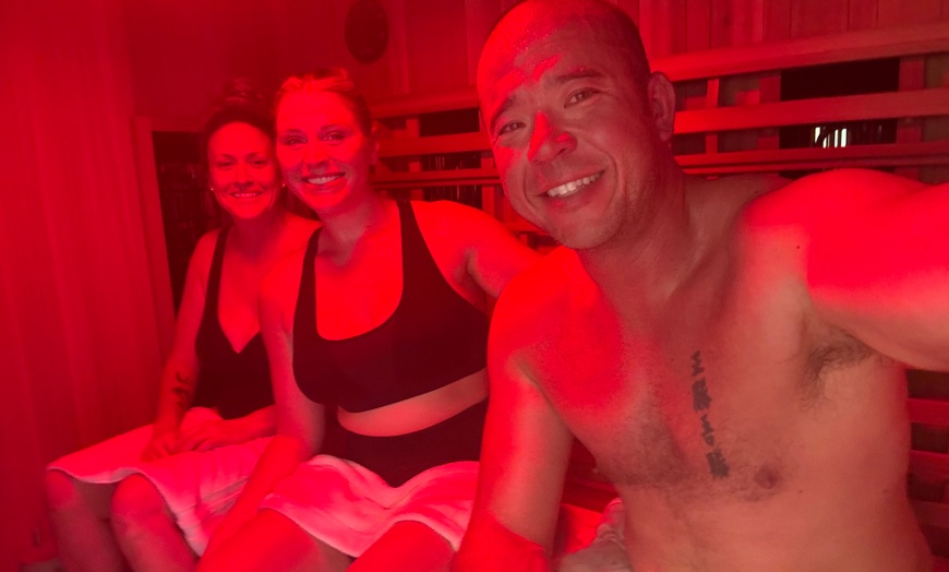 Image 4: One or Four Sessions (15 Minute Cold Plunge + 30 Minute Sauna)