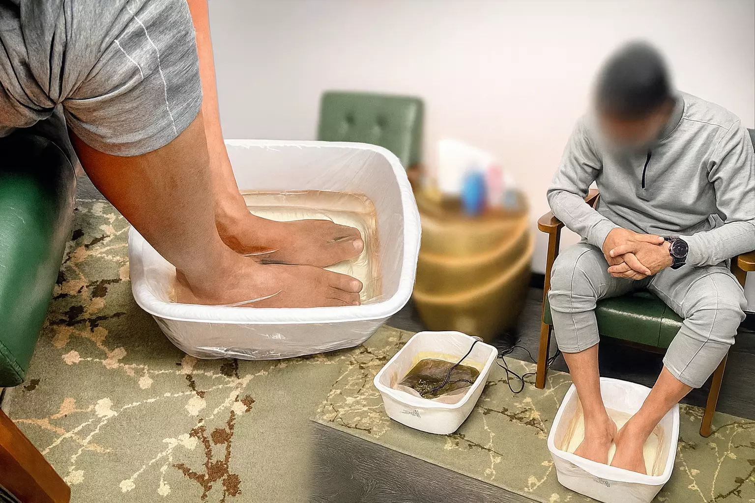 30-Min Ionic Foot Detox Sessions / 30, 45-Min or 1-Hour Infrared Sauna