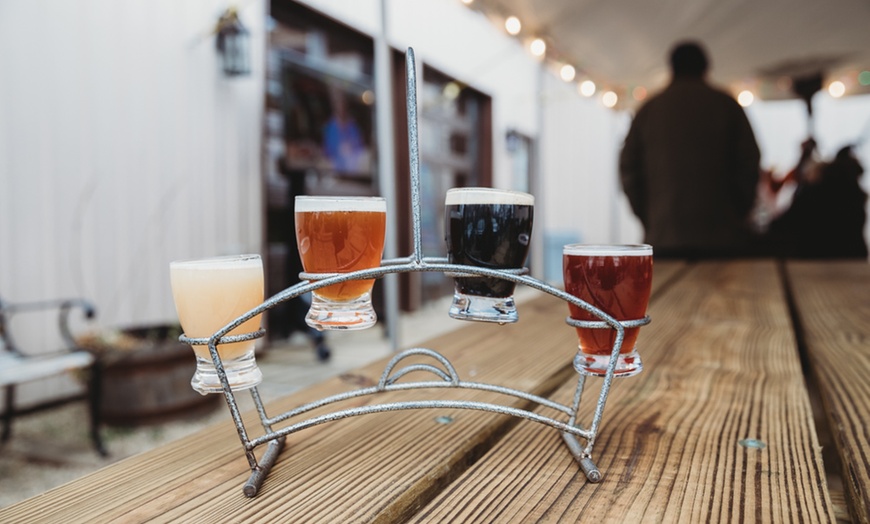 Image 5: Choice of Pints or Flights + Pretzel, Shared Dip or Filled Growler