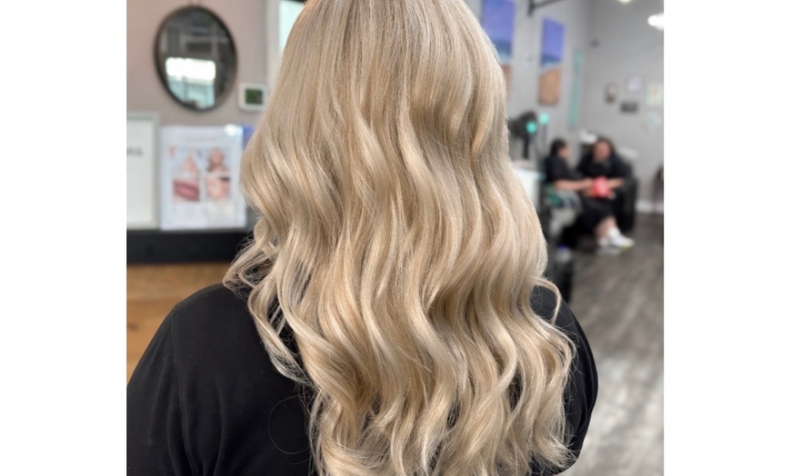 Image 2: Up to 44% Off on Salon - Hair Color / Highlights at Bl Beauty