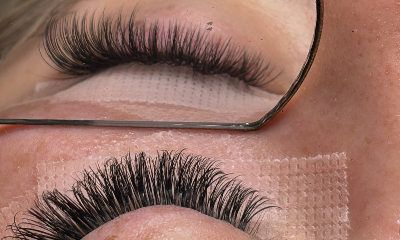 Full Set of Classic, Hybrid,/Volume Eyelash Extensions, Lift, & More