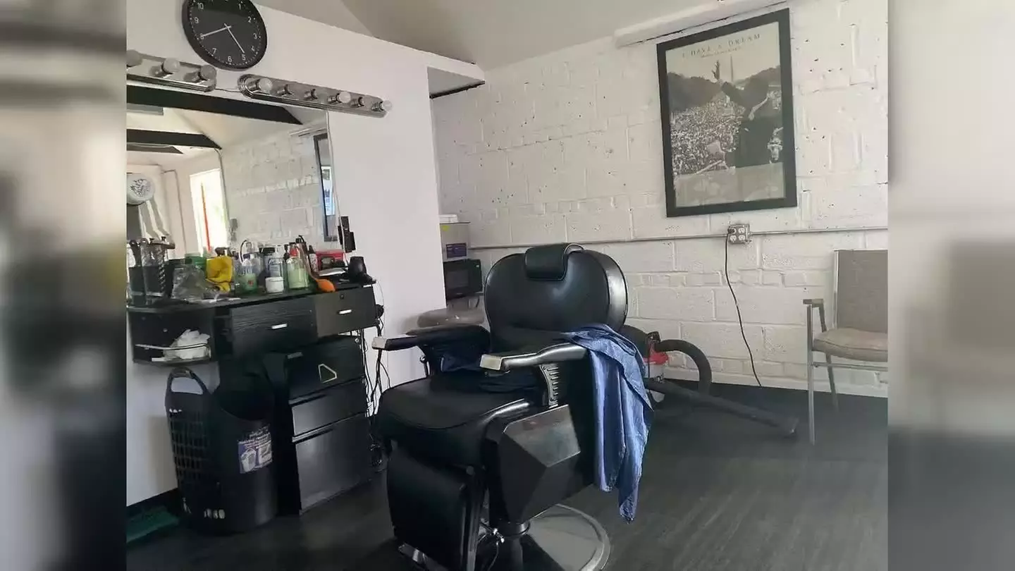 Men’s Haircut Packages with Optional Hot Towel Shave & Steam Treatment