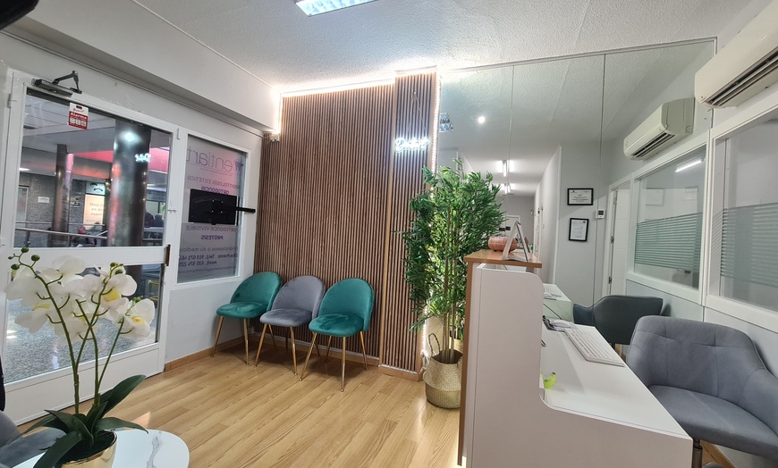 Image 3: Tratamiento de relleno facial en Clínica Dentia