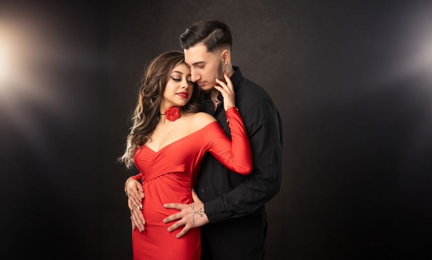 Image 10: Paar-Fotoshooting inkl. 1-5 Bildern und Online-Galerie bei Studioart Media (bis zu 90% sparen)