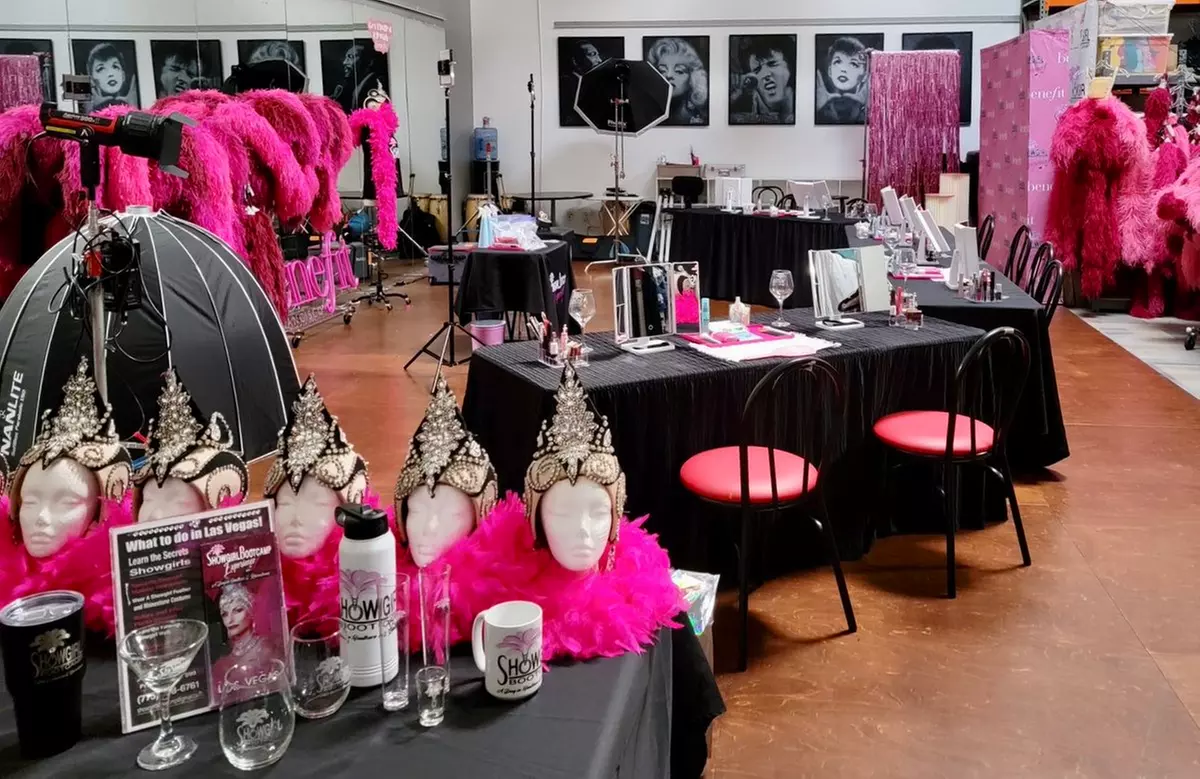 Showgirl 'Express' Saturdays: Fast-Paced Vegas Glamour & Photo Fun