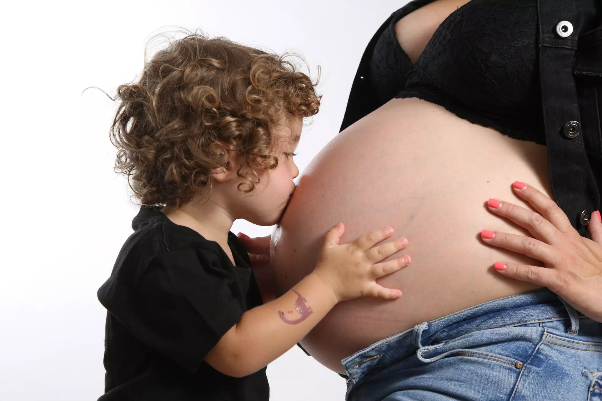 Hasta 85% de dto. en Sesiones de fotografía - Ciclo vital en Foto Estudio Juanjo