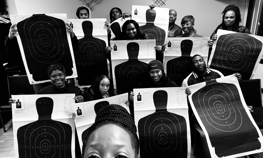 Image 2: Illinois Concealed Carry Training: 16-Hour Course or 3-Hour Renewal