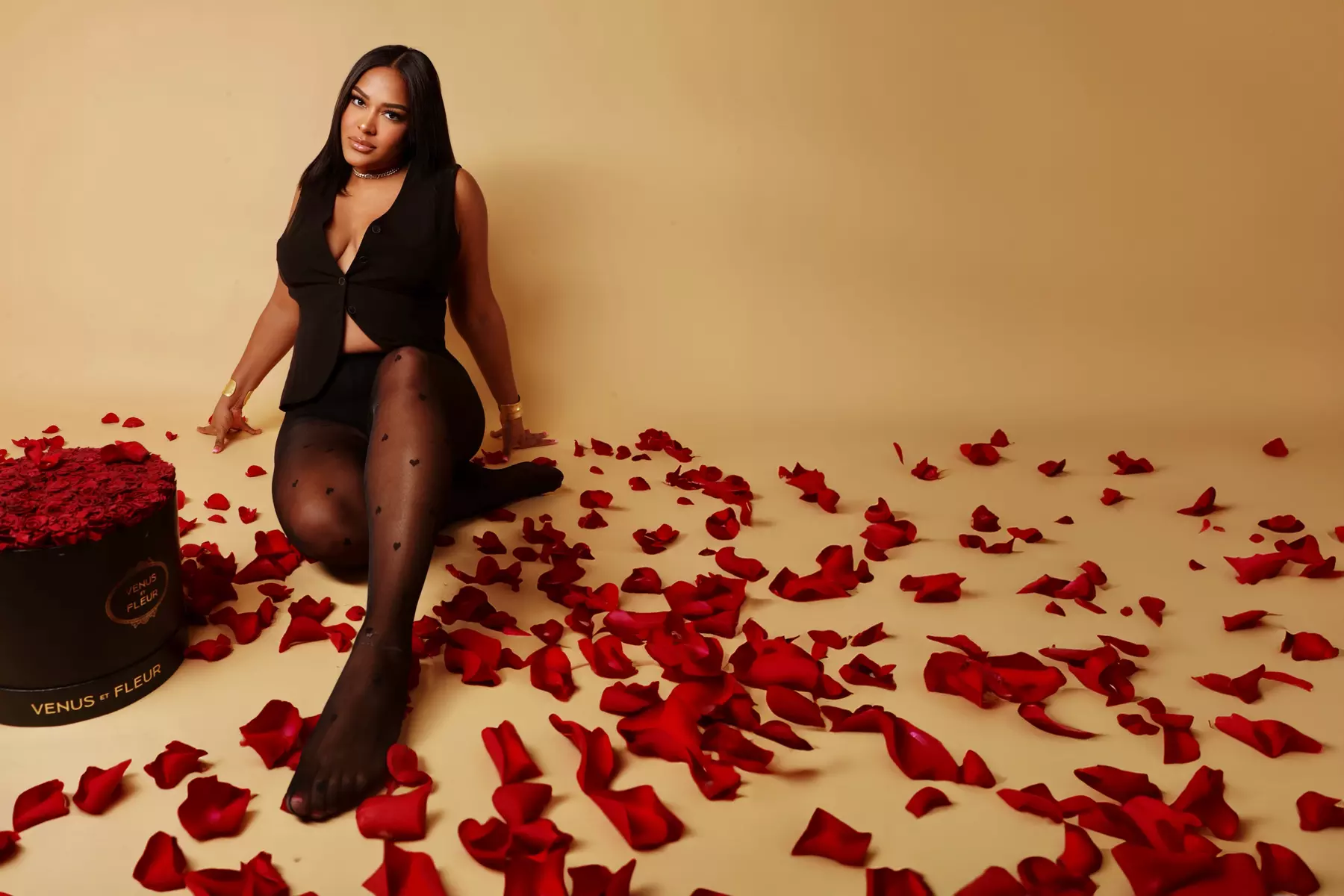 Up to 50% Off on Studio Photography at YOSHIFLASH