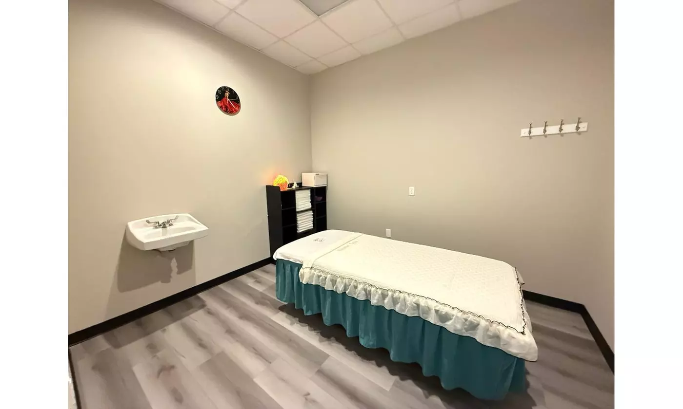 Up to 35% Off on Reflexology at Kinma Head Spa & Beauty
