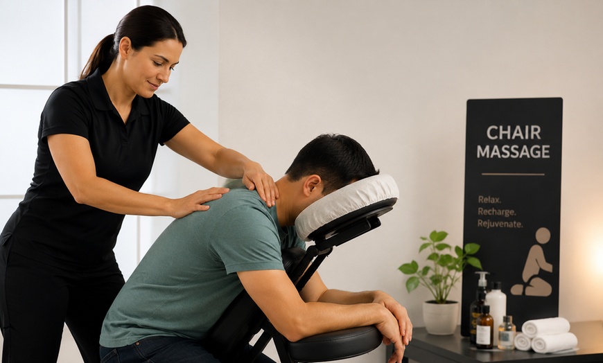 Image 2: Up to 40% Off on Chair Massage at Zeno Nail Bar