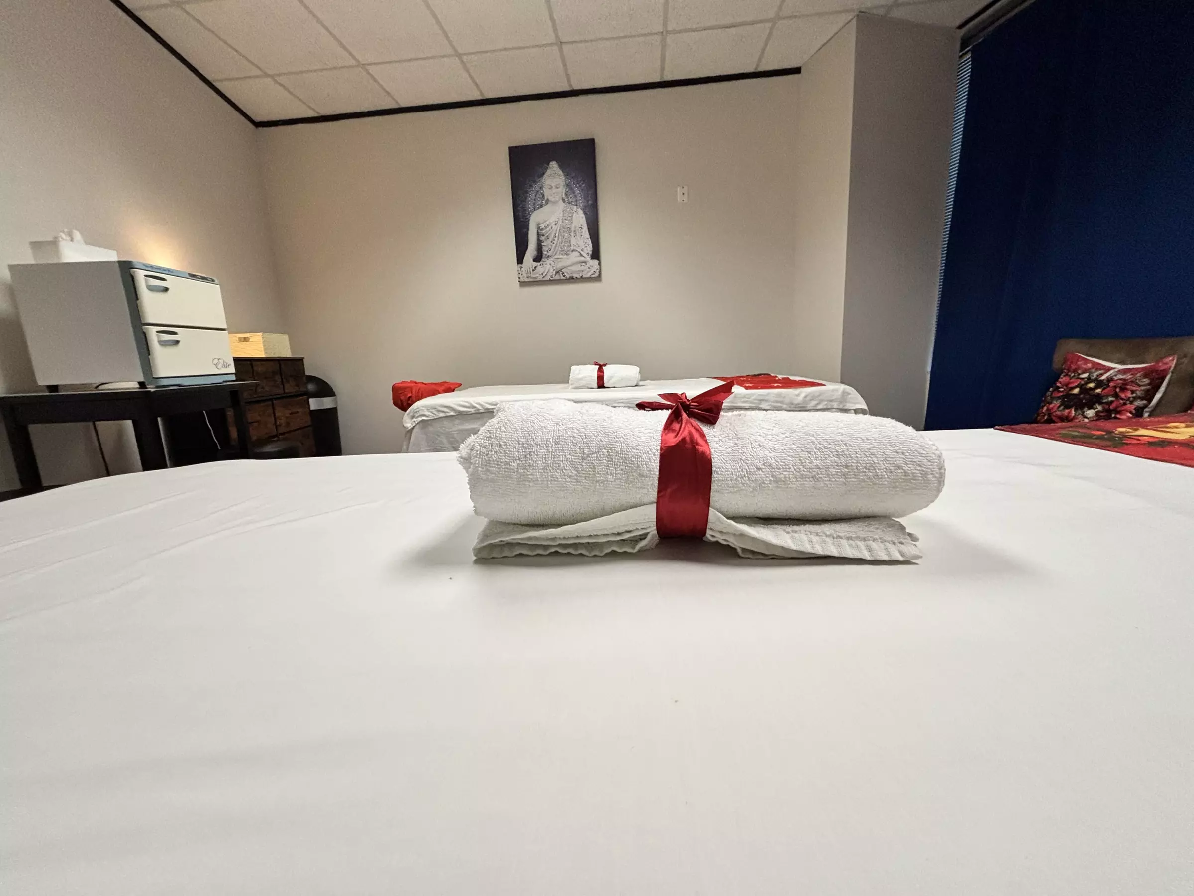 Up to 58% Off on Couples Massage at Cocolux Massage