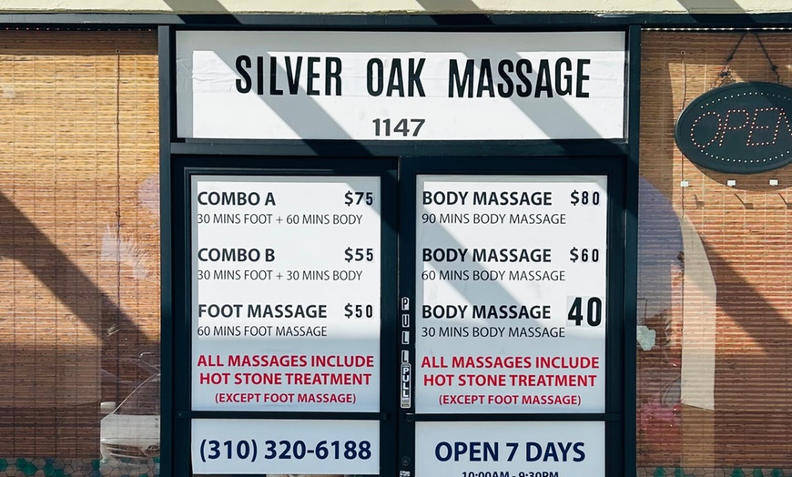 Image 5: Revitalize Yourself with 70-minute Full Body Detox Treatment 