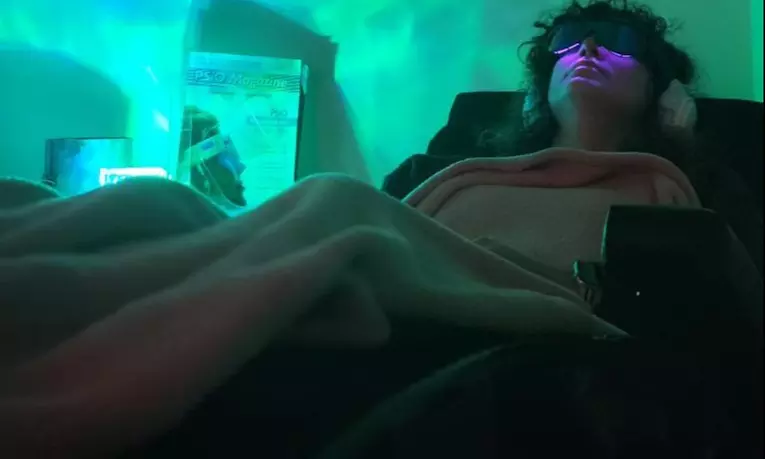 Expérience sensorielle : lumino-relaxothérapie et soin par le son