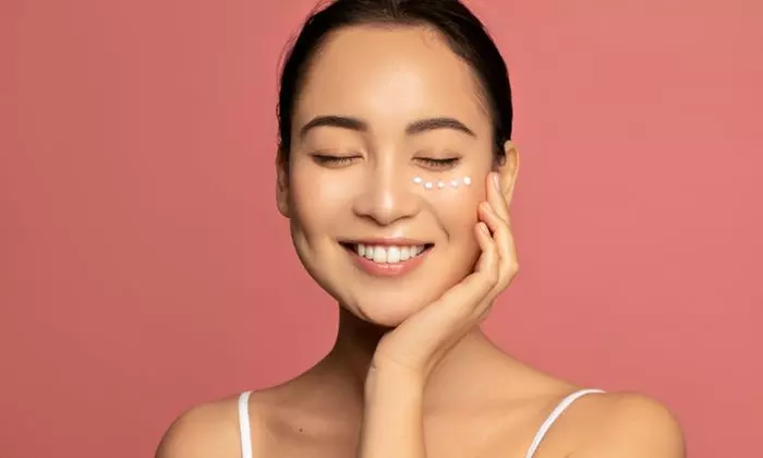 Up to 57% Off on Dark Circle / Under Eye Treatment at London Body Centre - Second Medium