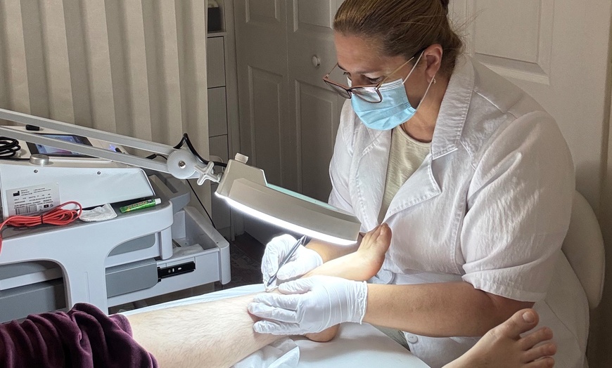 Image 2: Up to 30% Off on Electrolysis at La Belle Studio by Soraya