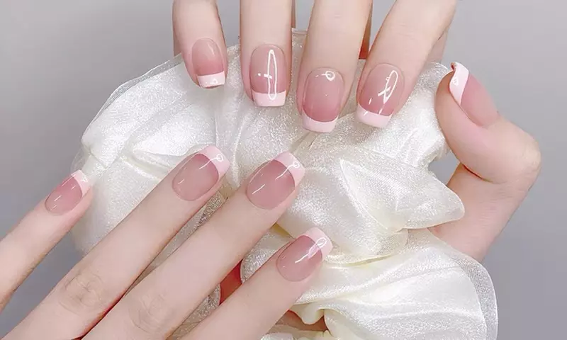 Perfectly Polished: Classic Gel, Normal Polish, or Mani-Pedi