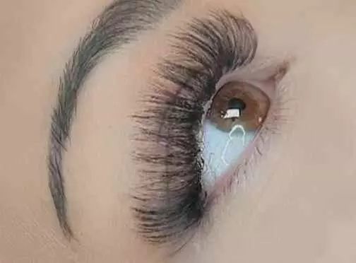UV Classic /Hybrid Full Set Eyelash Extensions w/ 45-/60-min Touchup
