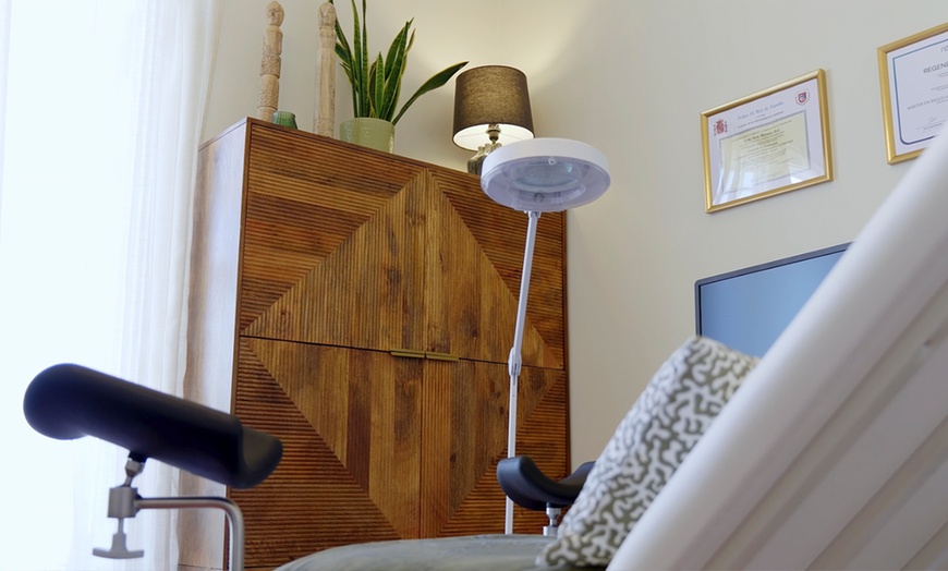 Image 9: Limpieza facial con peeling químico, extracción y tratamientos