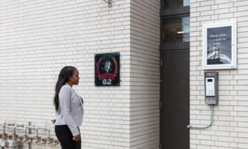 Image 6: One, Three, or Five 60-Minute Brazilian Wax Sessions for One Person