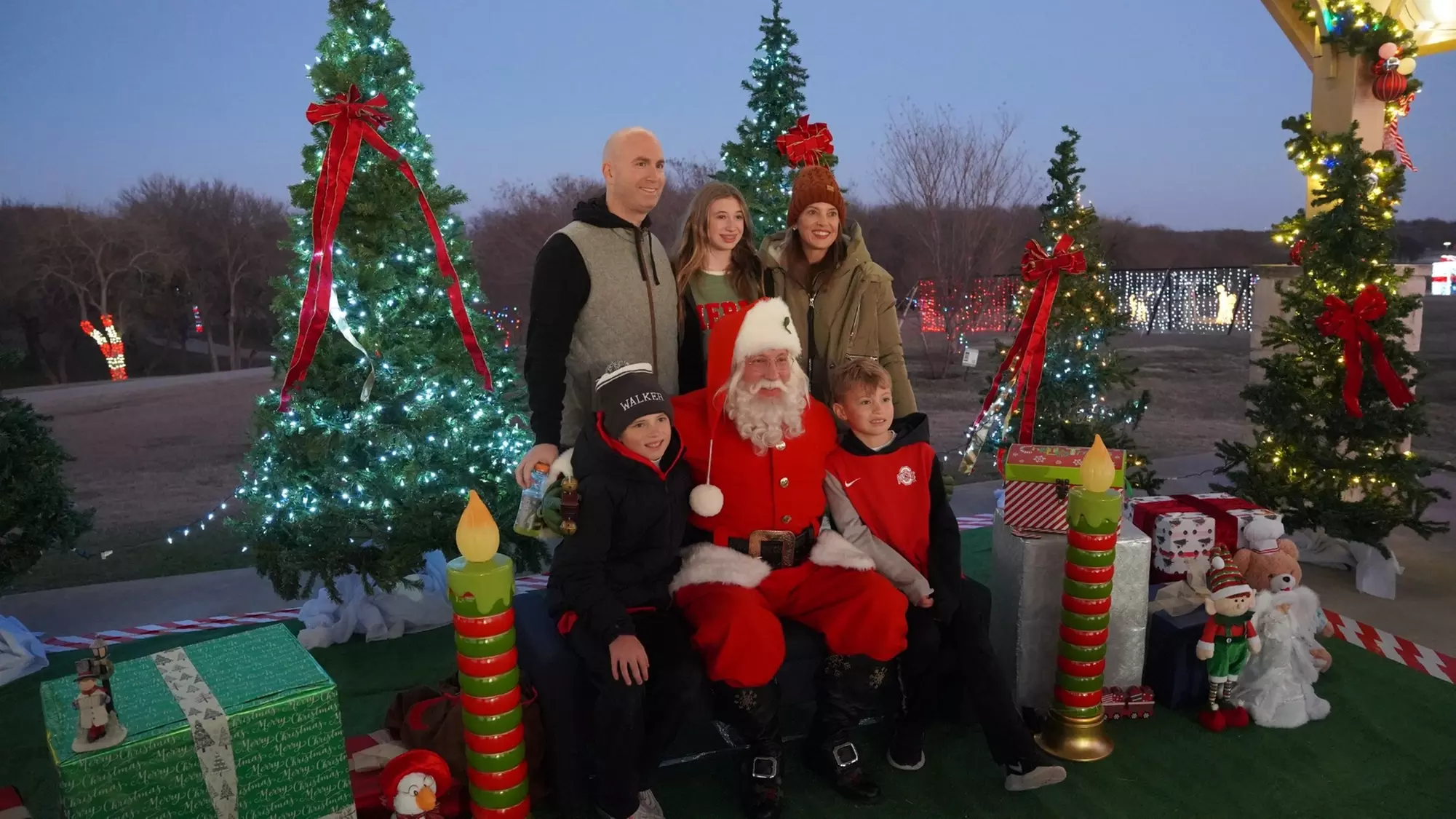 5 PM Event Admission: Dec 20–22 • Available in 1/2/3 Ticket Bundles