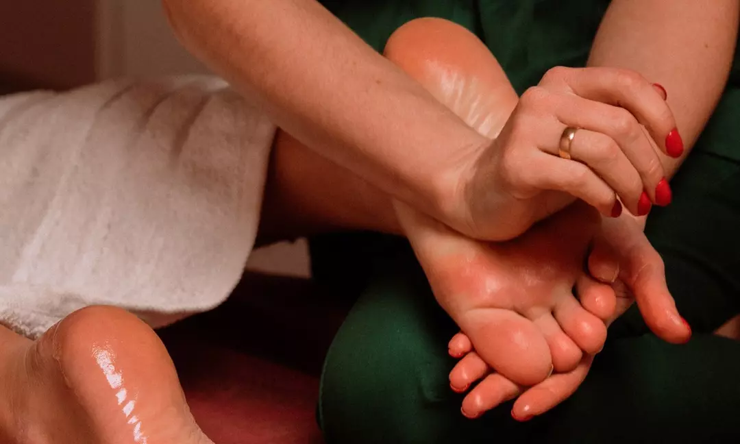 Do 38% zniżki na Masaż - Całe ciało w Piękno i Relax