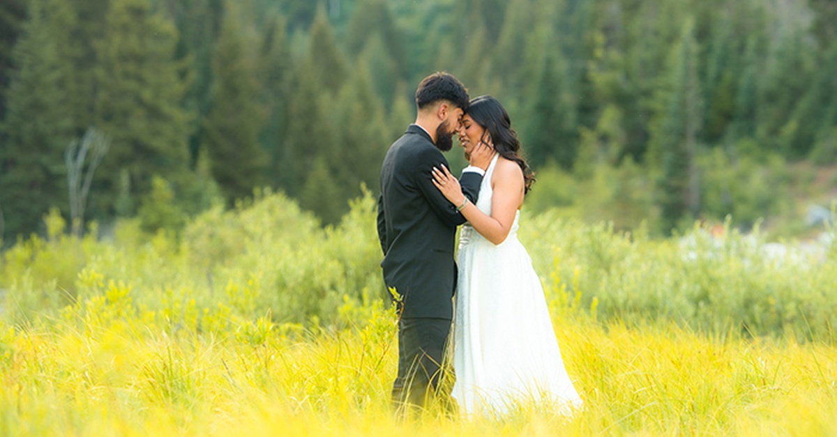 Experience Outdoor Engagement Photography with Aprils Photography, offering 30 or 60-minute sessions with up to 86% off