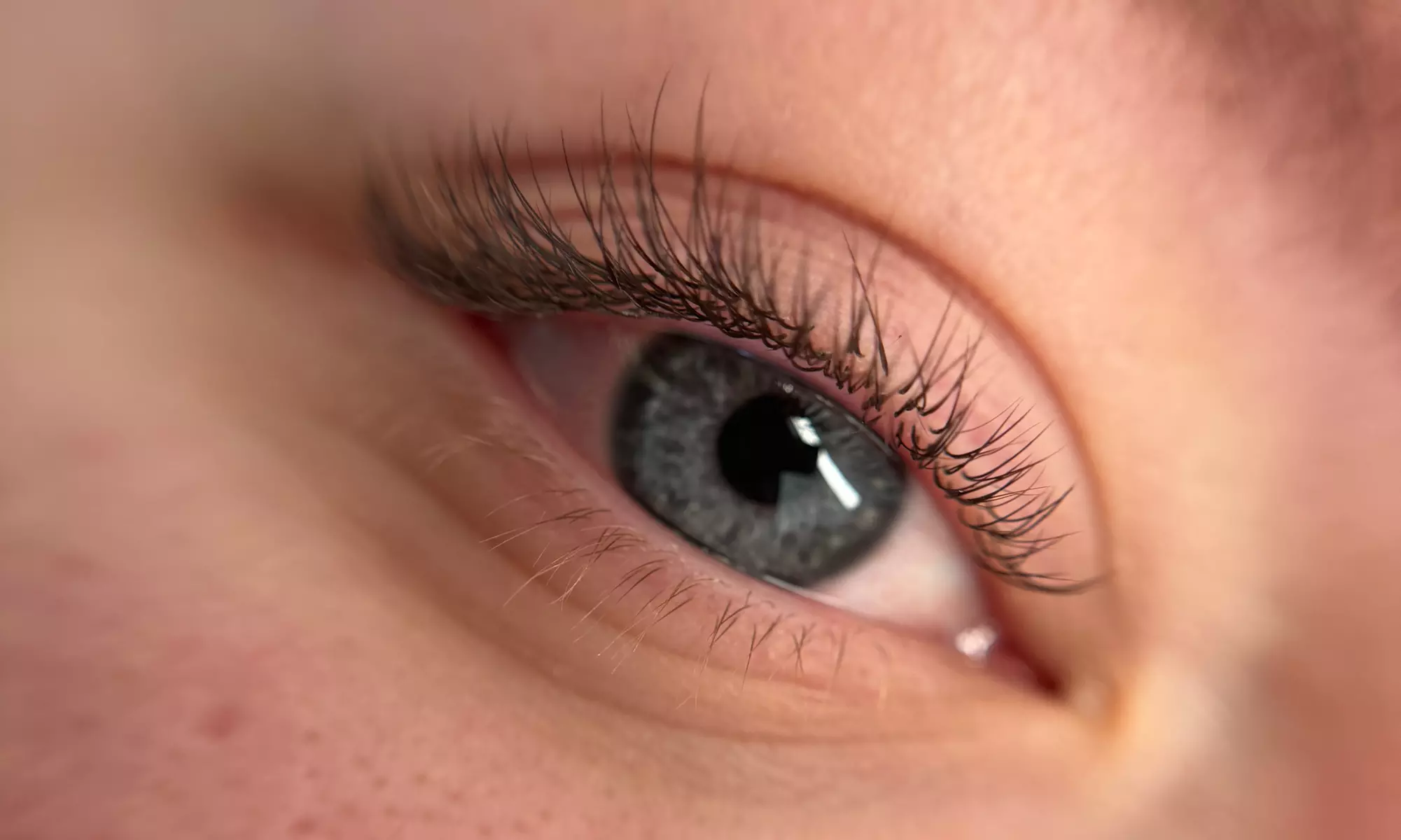 Konsultacja online z przedłużania rzęs przed zabiegiem