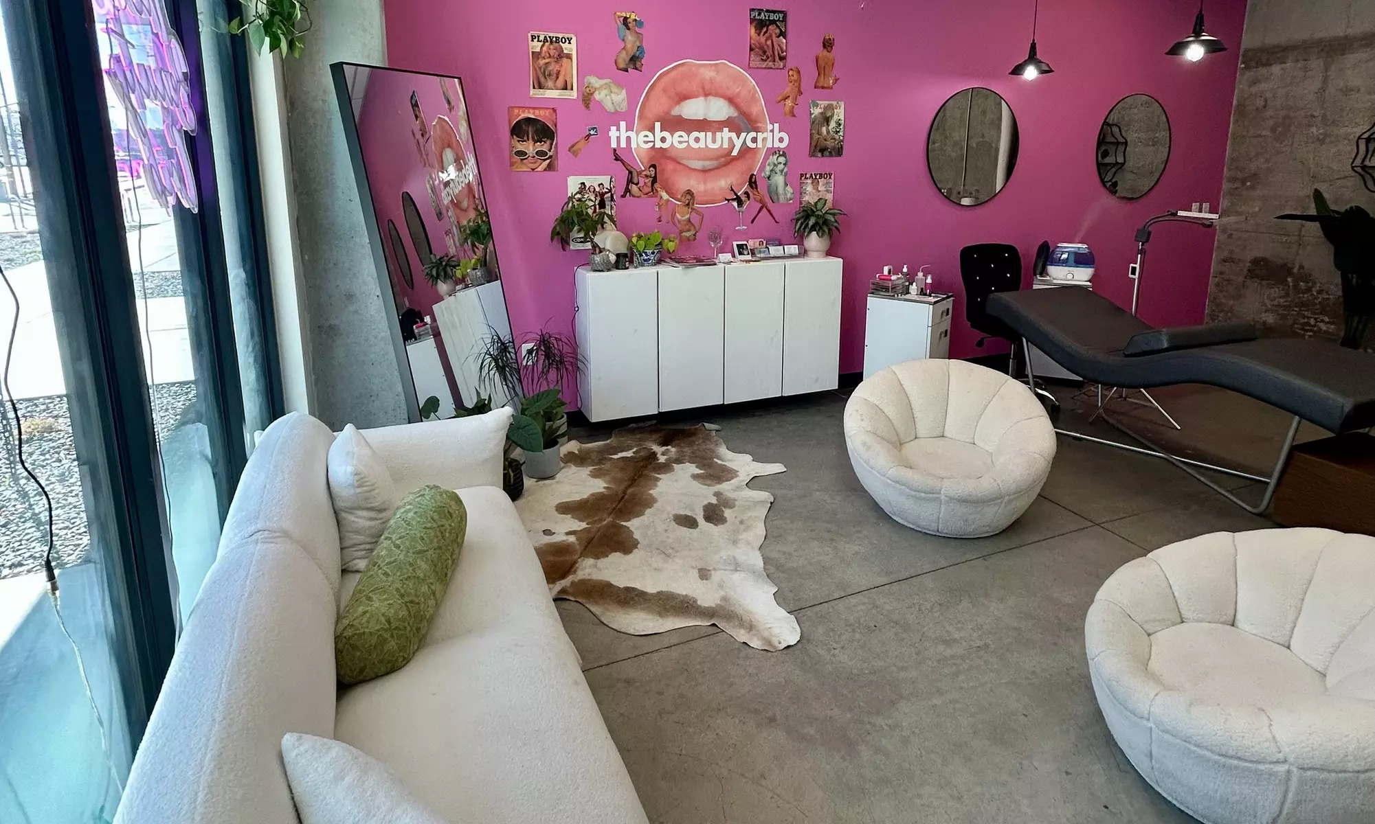 Express Classic, Classic, Volume 6D, or Mega Volume 12D Lash Set