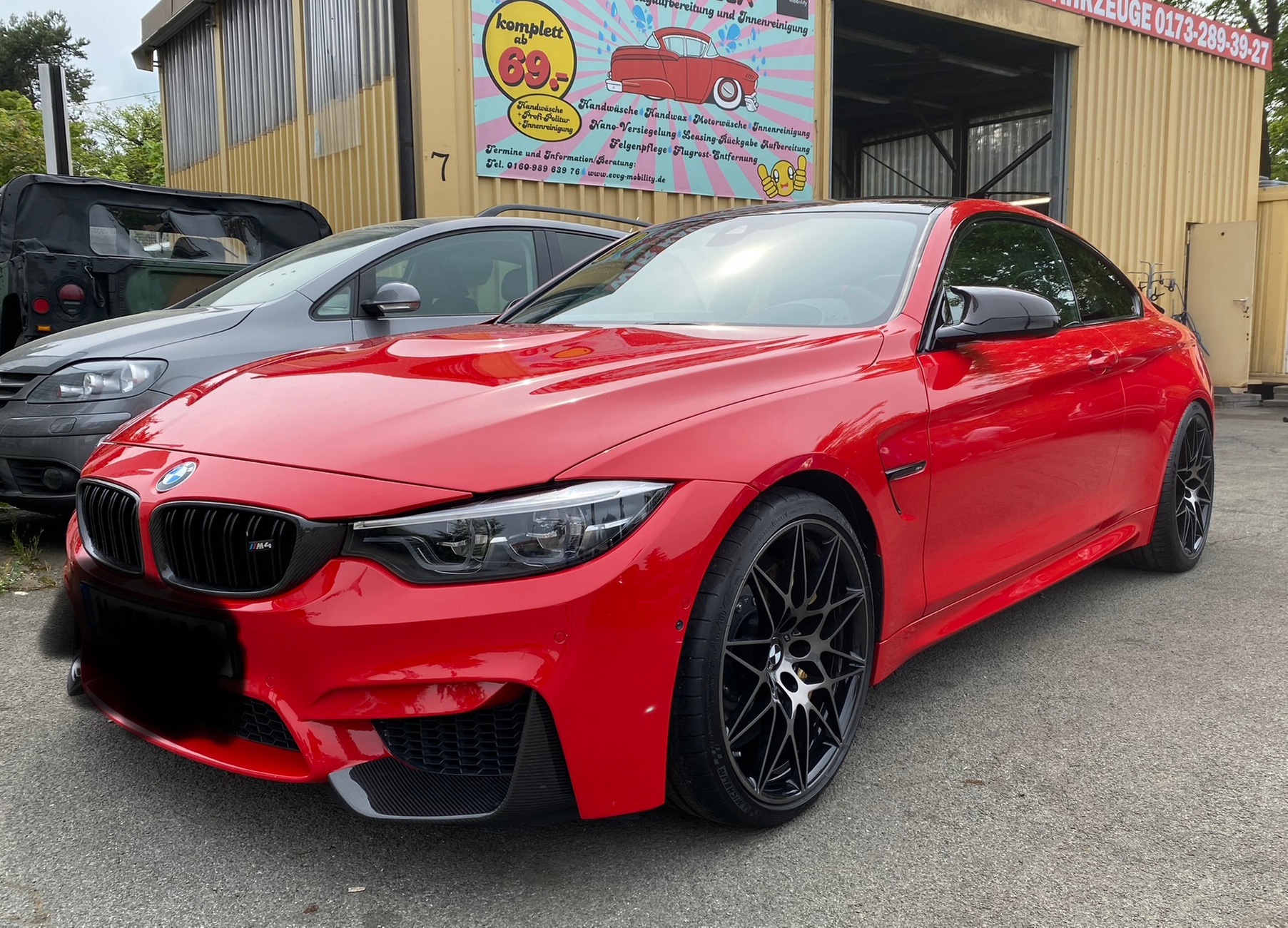 Professionelle Autopflege (innen und außen) bei EVVG Mobility