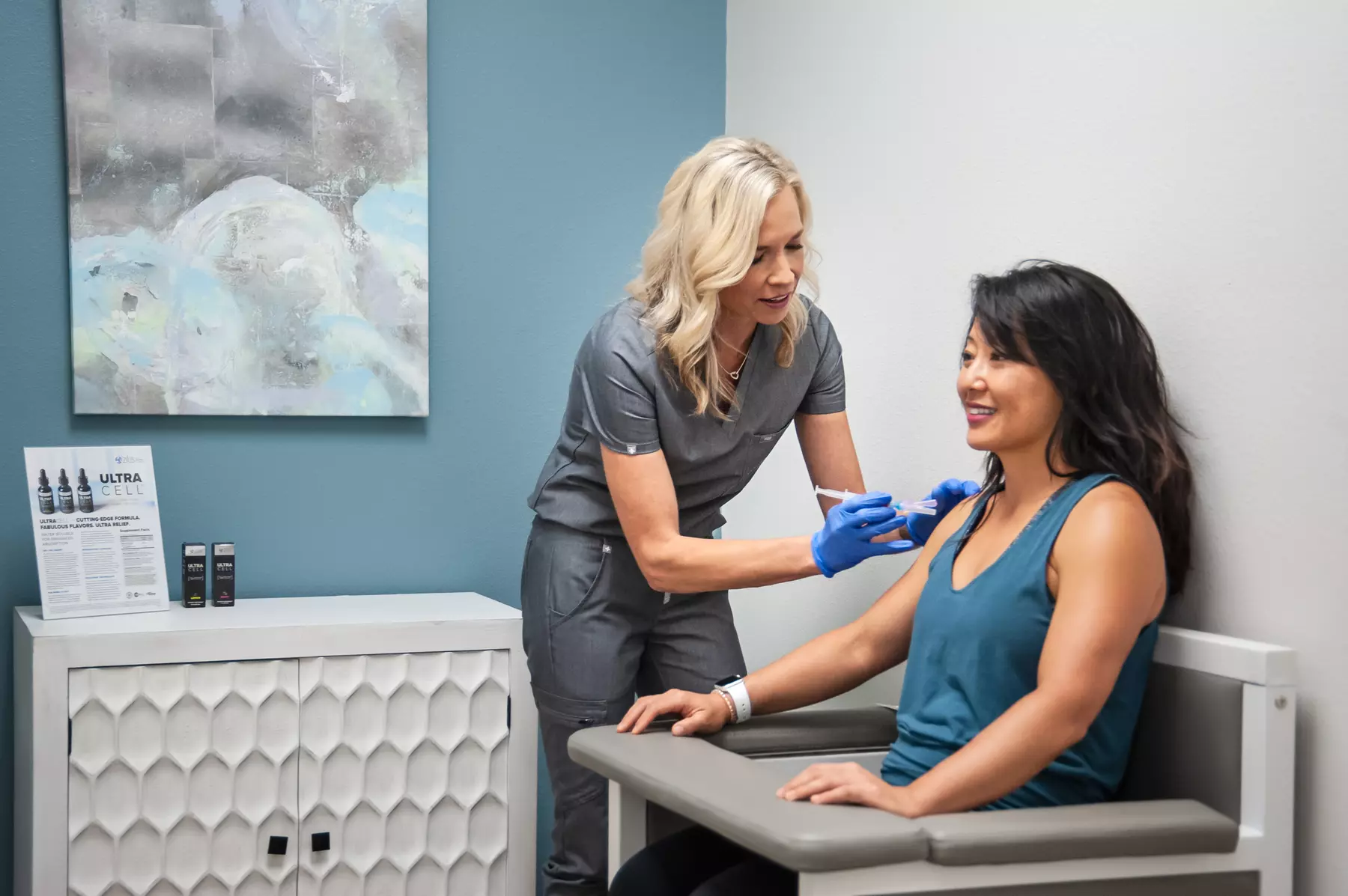 Experience IV Wellness' B12 Shots for Enhanced Energy, Mood, and More with up to 45% Off - Primary Image