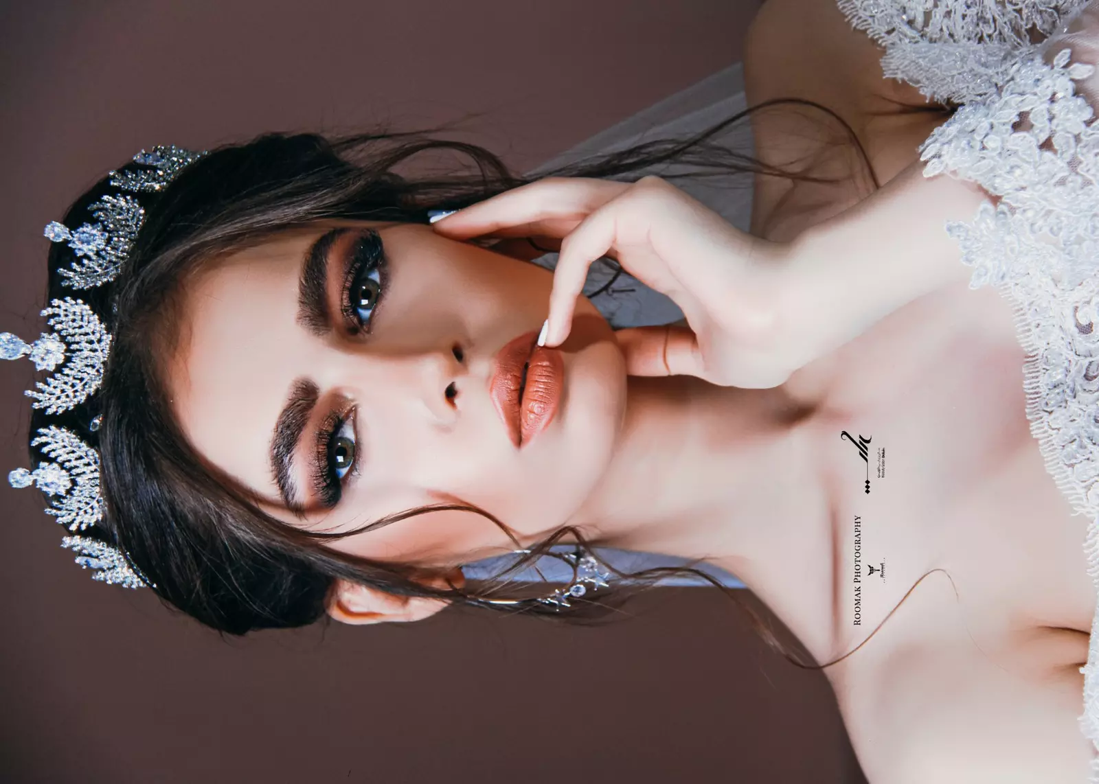 Achieve a Flawless Look with upto Three Full Face Makeup Applications