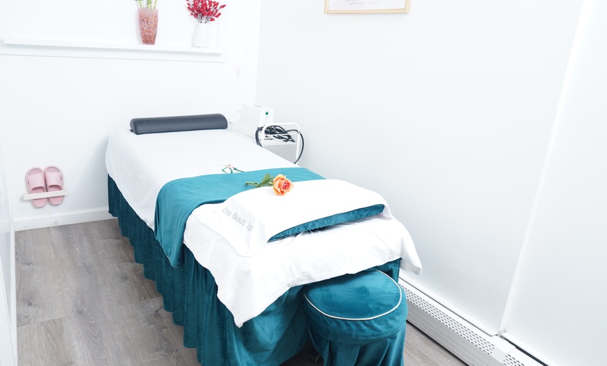 Image 5: Up to 40% Off on Salon - Scalp Care at One Beauty Spa