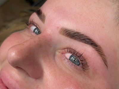 Eyebrow Tint + Wax - Dose of Beauty