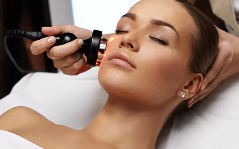 One, Two, or Four ThermaLift Skin-Tightening Facelifts at InstaSculpting (Up to 88% Off)