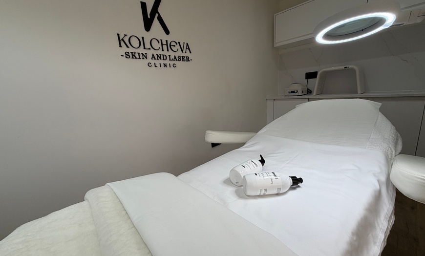 Image 6: Microneedling Glow Boost: Classic, Stem Cell & Vitamin C Options