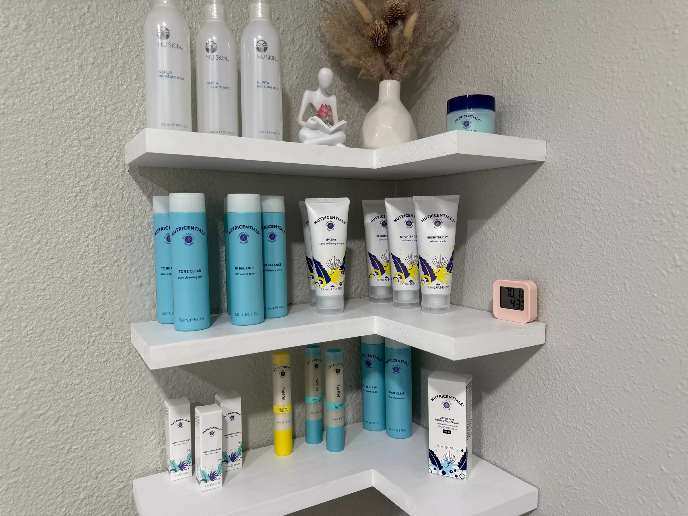 Professional Facial Sessions - Anti-Aging - Save Up to 39%