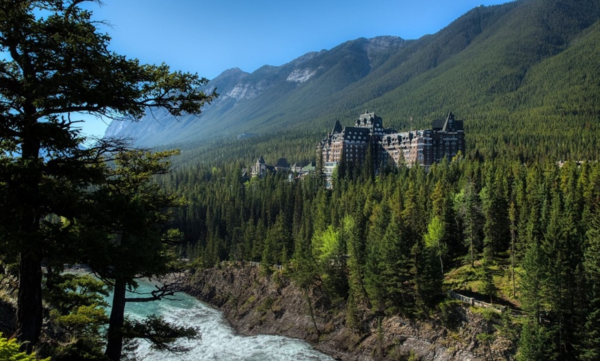 Image 5: Experience Banff Gondola, Hot Springs & 3 Lakes Tour for 1 or 2 People