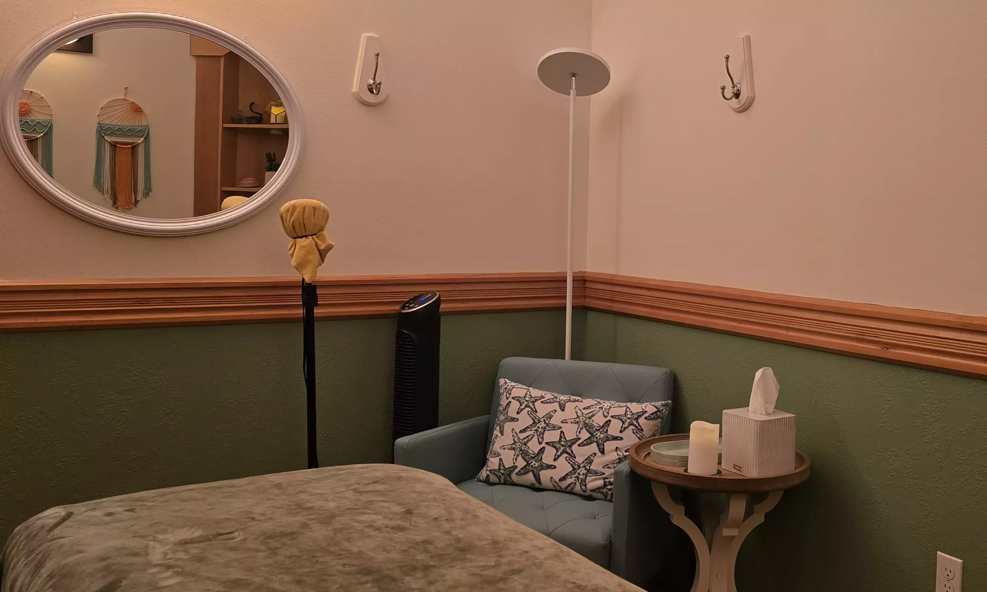 Relax with 60, 90, or 120 Minutes Relaxation Massage