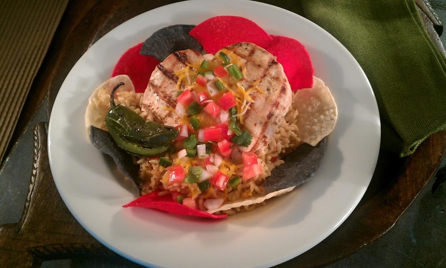 Image 5: Alamo City Murder Mystery Dinner Show for 1-6 People Online
