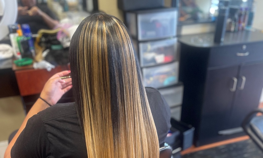 Image 3: Up to 59% Off on Hair Styling at Los Angeles Braids And Styles Llc