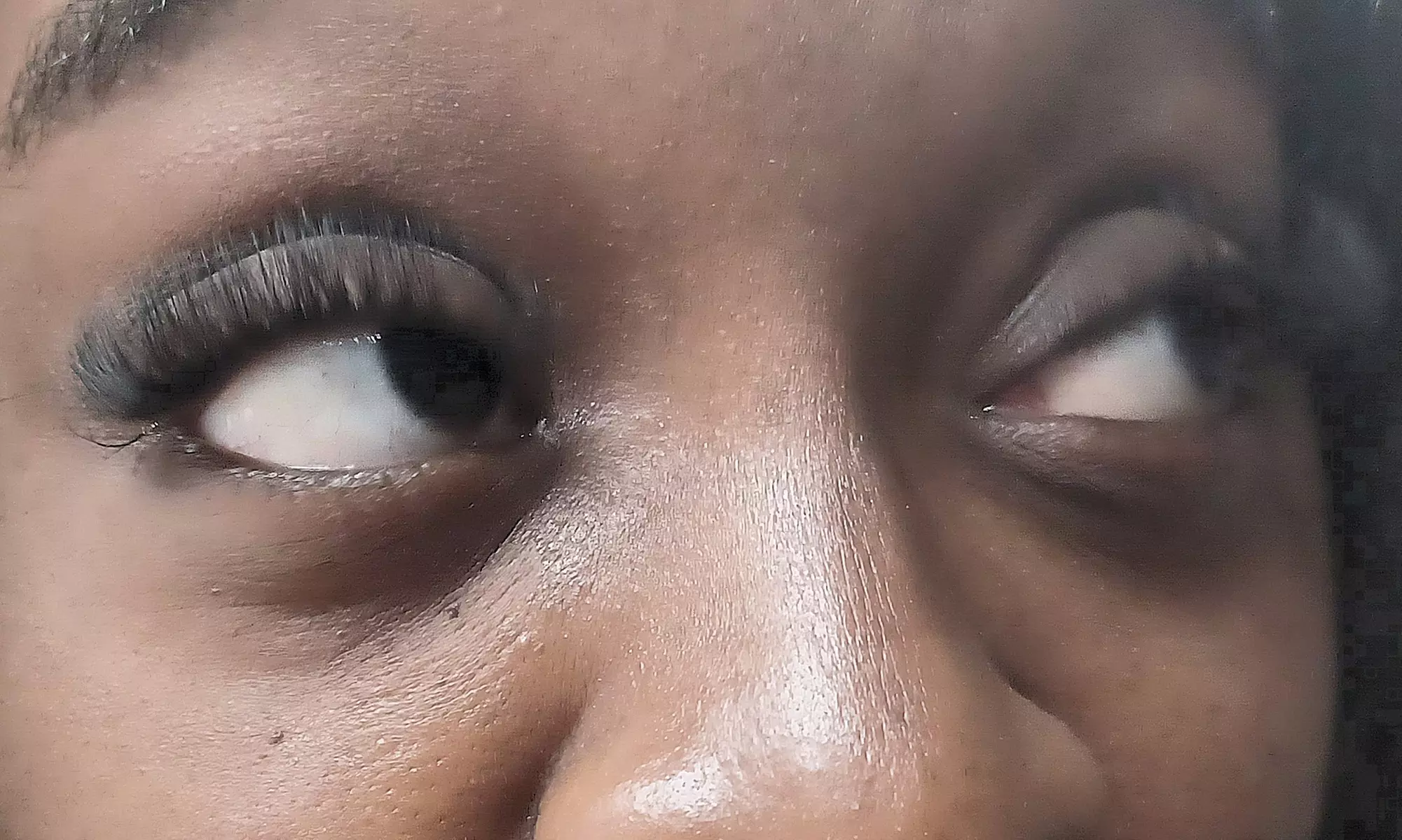 Full Set Classic or 3D/6D Volume Lash Extensions with/without Touch-Up