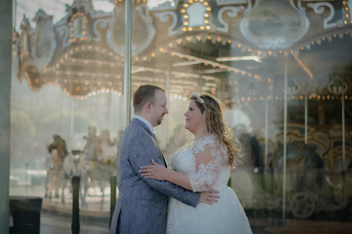 Enjoy 2 Hours of Wedding Photography with Online Image Gallery at Faan photo -46% Off   - Primary Image