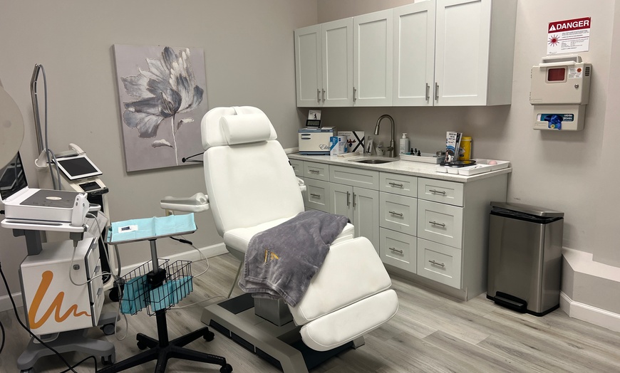 Image 2: 1 or 2 Sessions of Dripp IV Therapy: Choose Energy, Immunity/Beauty