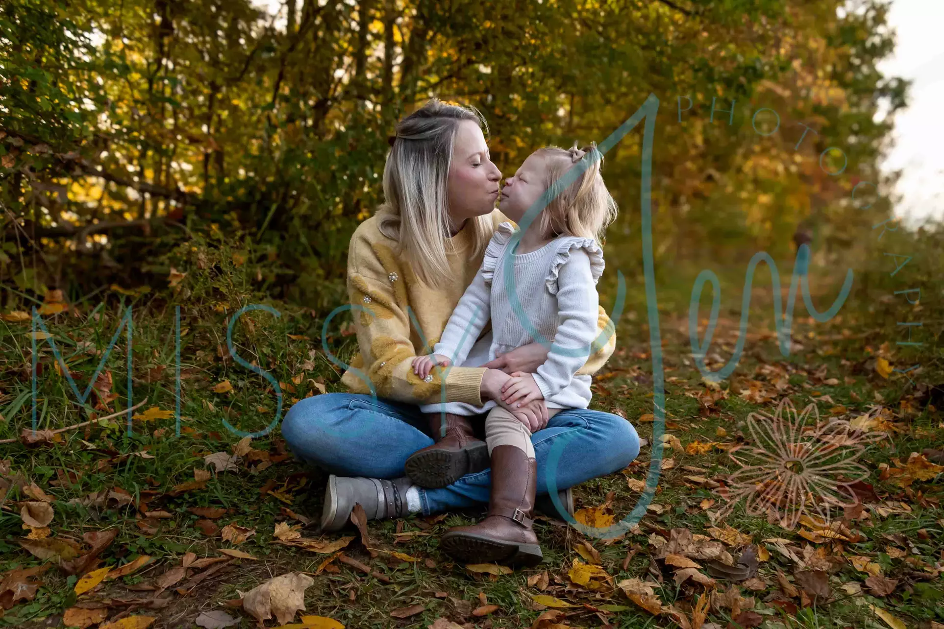 30 or 60-Minute Outdoor Photography for Couples, Family and More