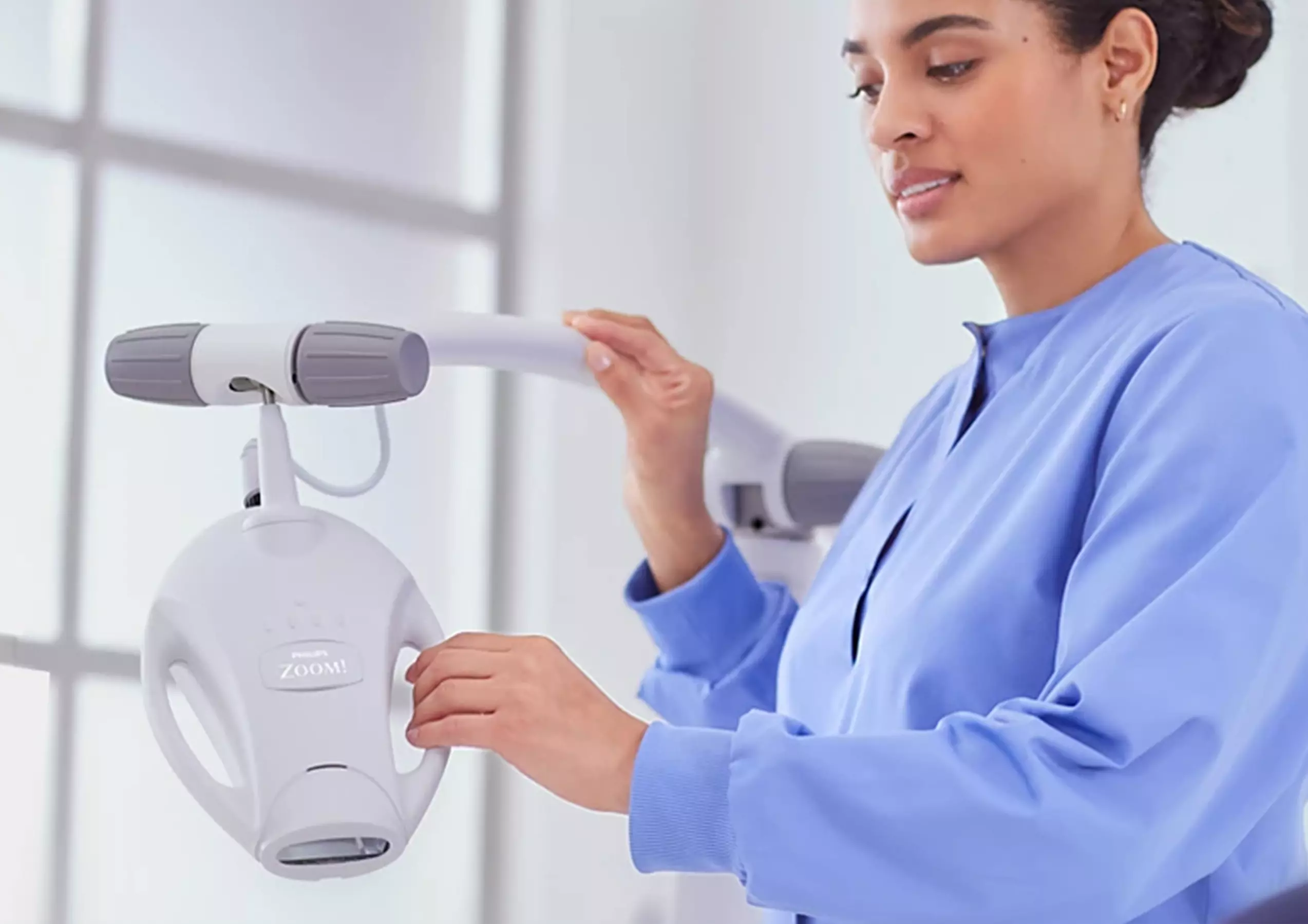 One-Hour Phillips Zoom In-Office Laser Teeth Whitening with Consultation at Green Dental ( 40%