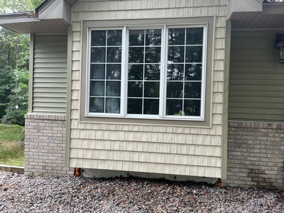 Window Washing up to 10 Interior and exterior panes - Brown Janitorial Services - Brown Janitorial Services