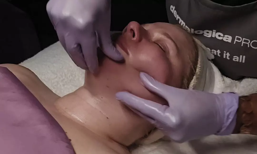 One, Three or Five 60-Min Customized or Dermaplane Facials